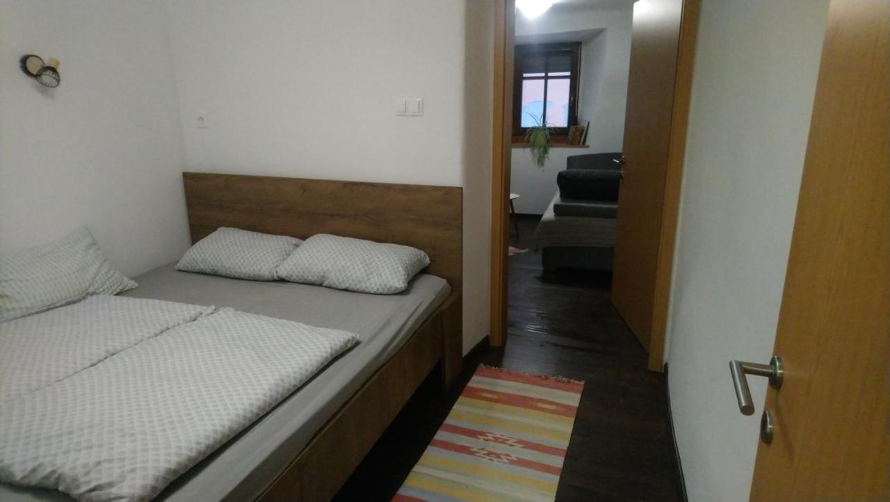 Apartment Slavija Škofja Loka Exteriér fotografie